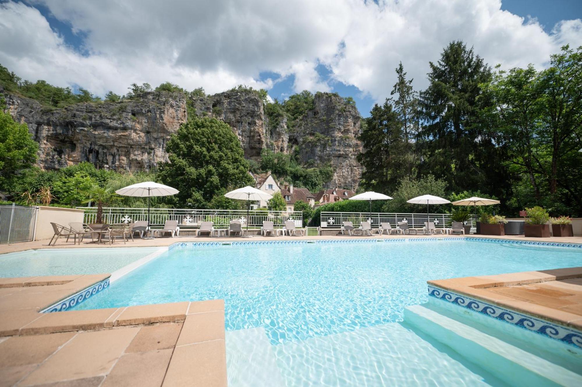 Logis Hotels - Hotel Restaurant Domaine Les Falaises Martel Exteriér fotografie